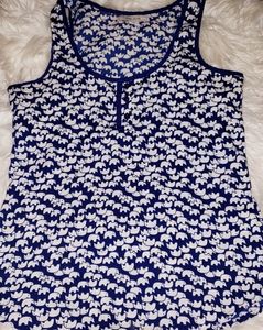 💜Levine elephant print tank top💜 4/$20